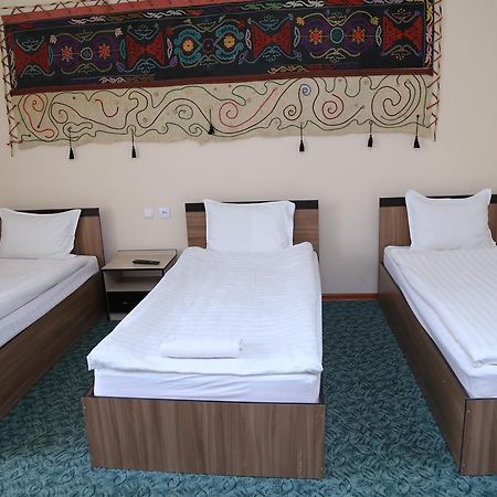 Khan Tengri Hotel Naryn 外观 照片