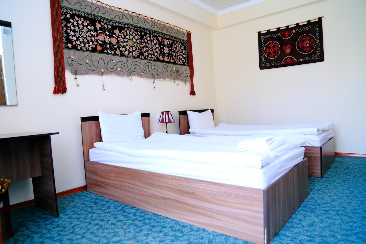 Khan Tengri Hotel Naryn 外观 照片